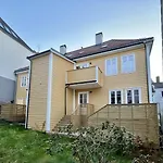 Eksklusiv Sentralt I