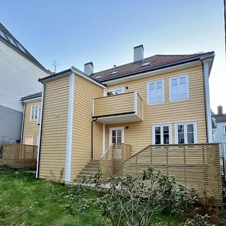 Eksklusiv Sentralt I